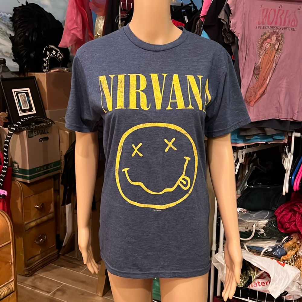 Nirvana Blue Tee shirt men’s size small